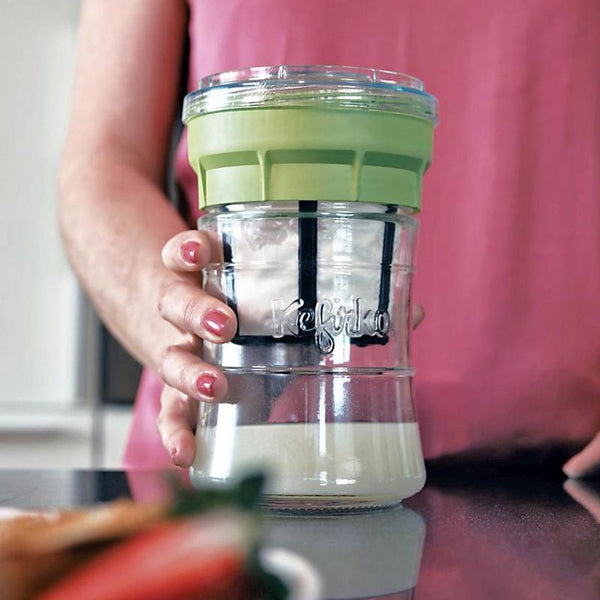 Using the Kefirko Glass Cheeze Maker